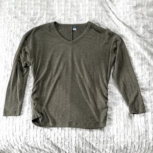 Old Navy maternity sweater